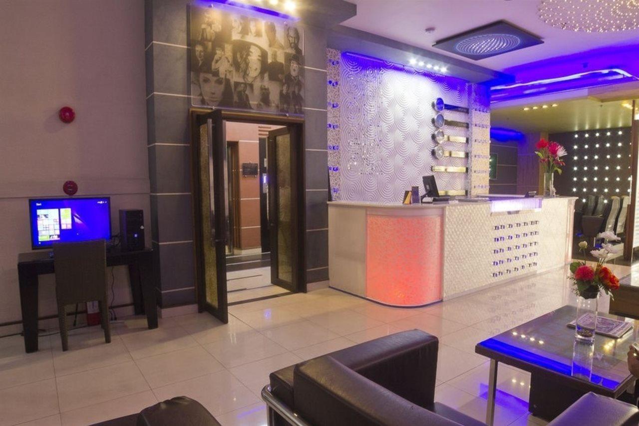 Icon Hotel North Edsa Кесон Сити Екстериор снимка