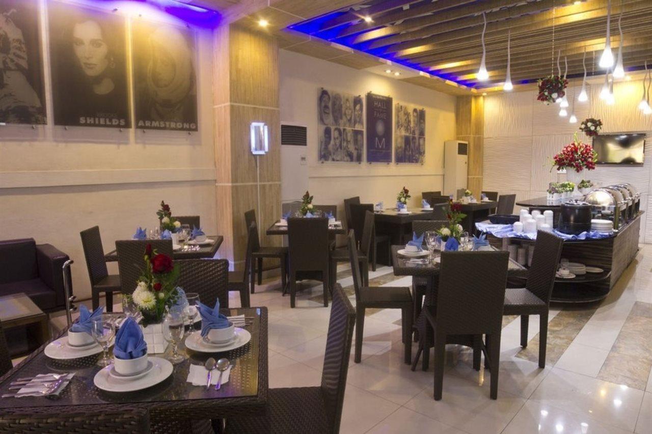 Icon Hotel North Edsa Кесон Сити Екстериор снимка