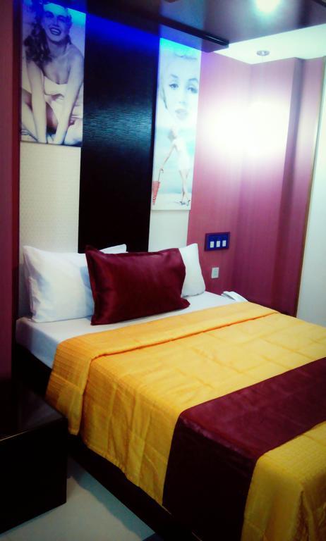 Icon Hotel North Edsa Кесон Сити Стая снимка