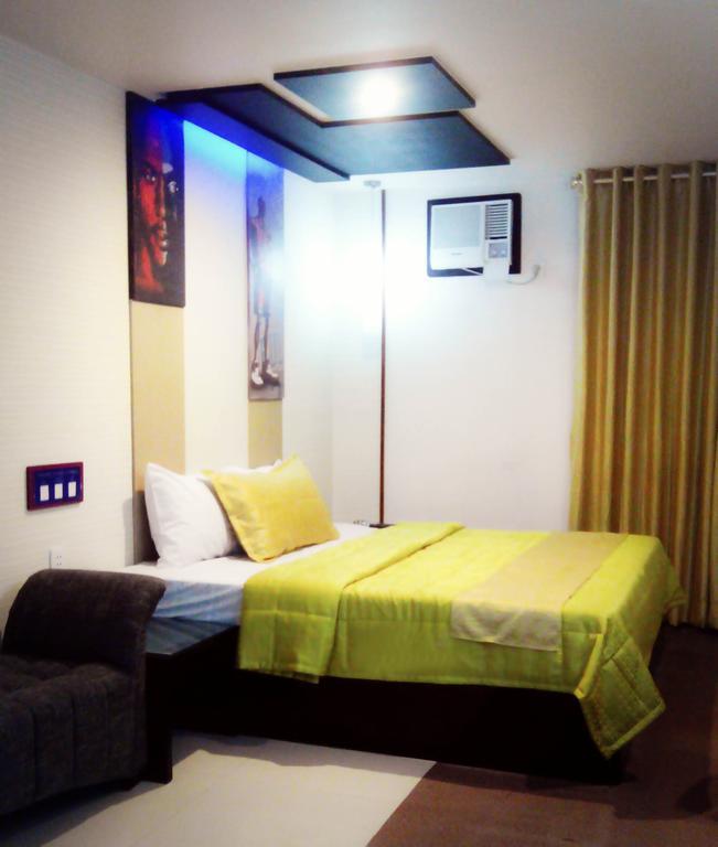 Icon Hotel North Edsa Кесон Сити Стая снимка