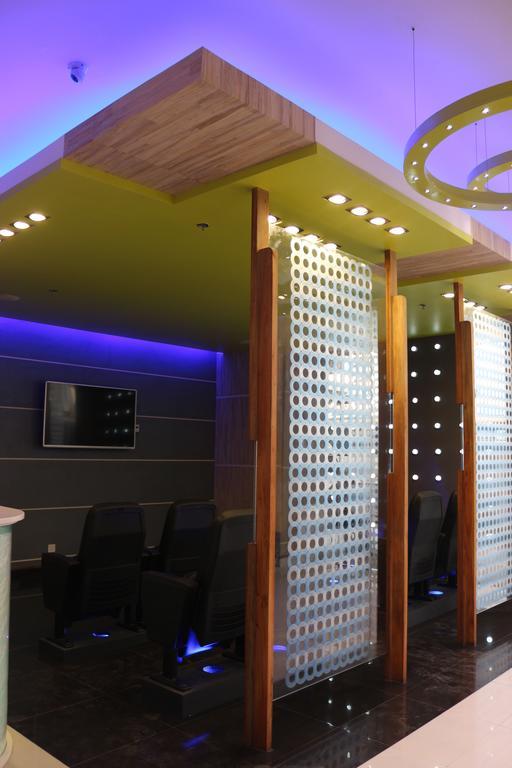 Icon Hotel North Edsa Кесон Сити Екстериор снимка