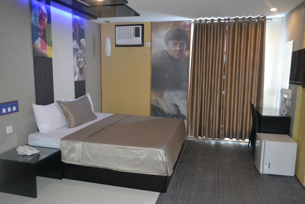Icon Hotel North Edsa Кесон Сити Стая снимка