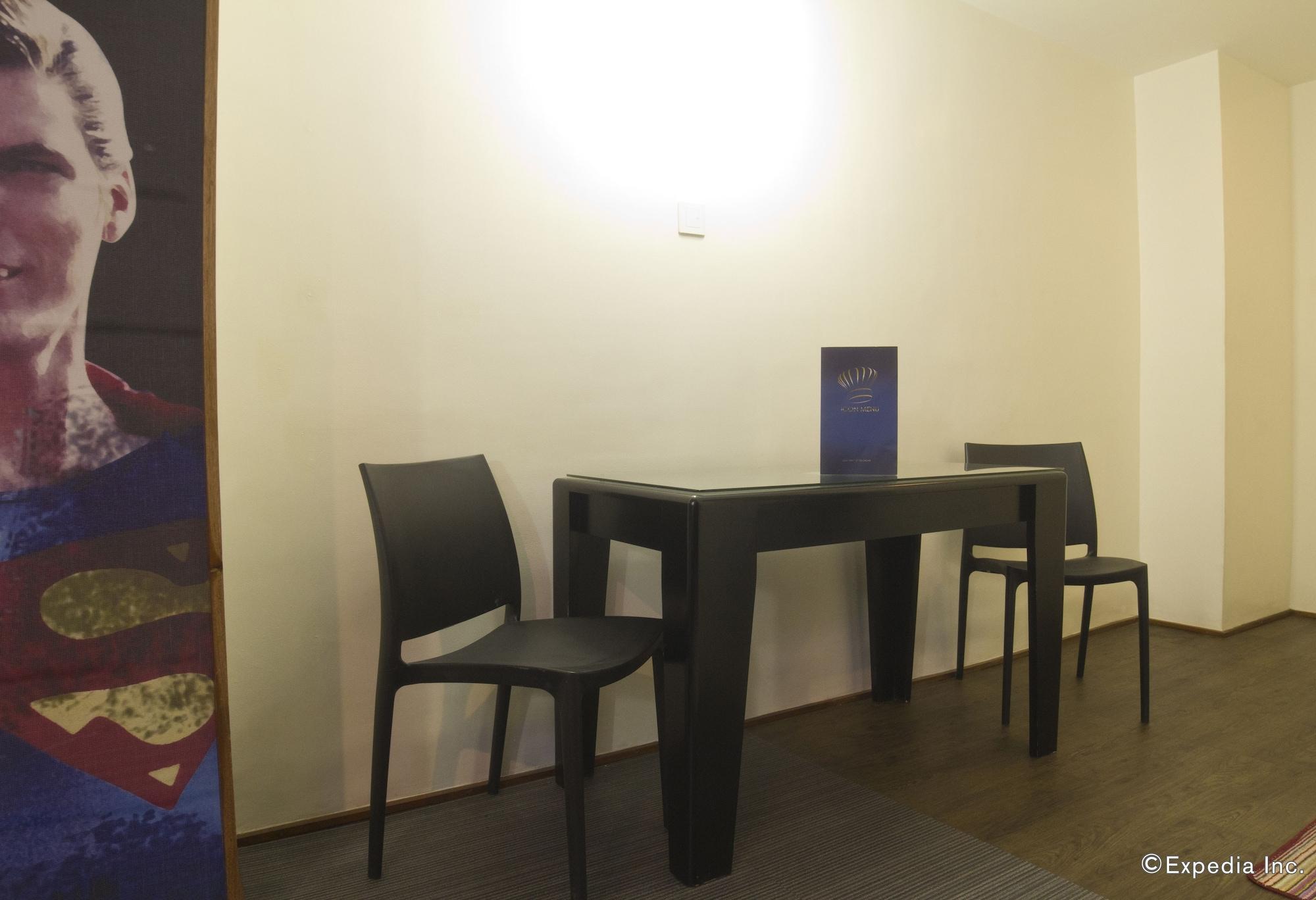 Icon Hotel North Edsa Кесон Сити Екстериор снимка