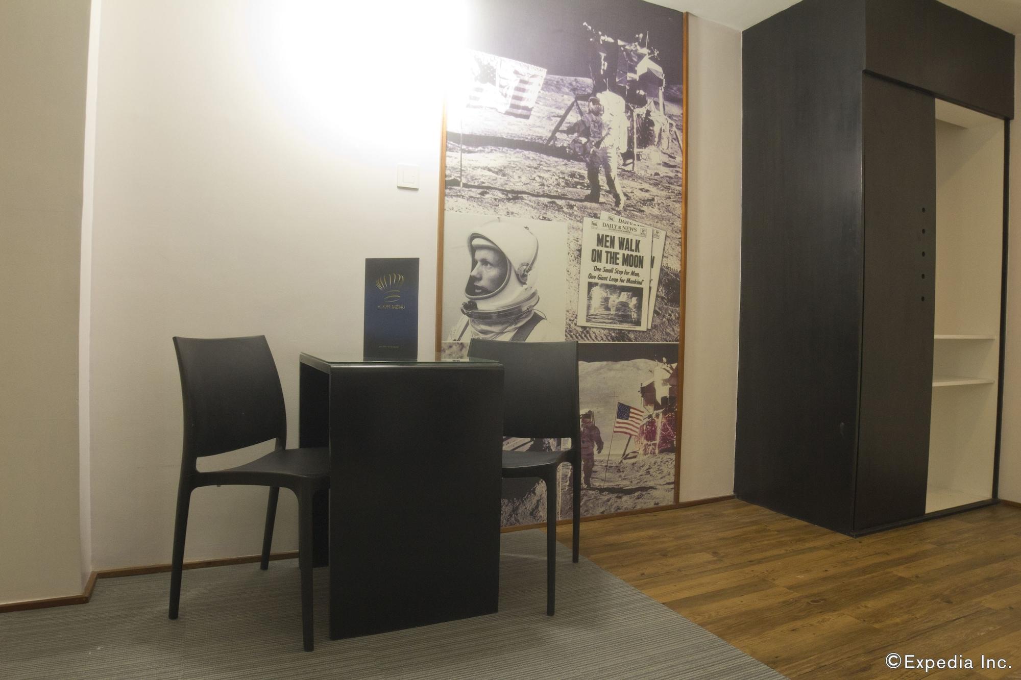 Icon Hotel North Edsa Кесон Сити Екстериор снимка
