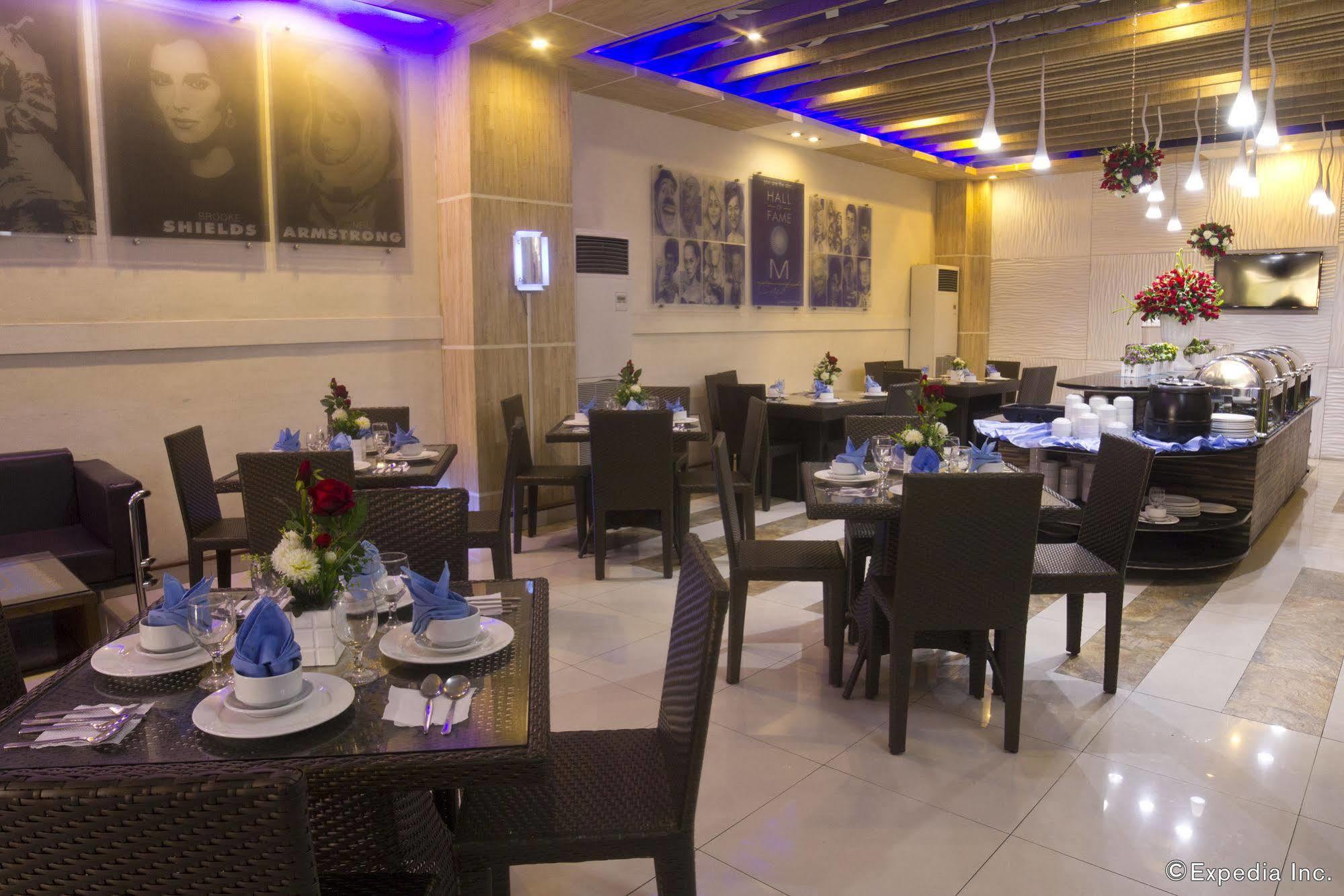 Icon Hotel North Edsa Кесон Сити Екстериор снимка
